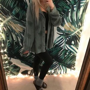 Adorable vintage sweater 🌿